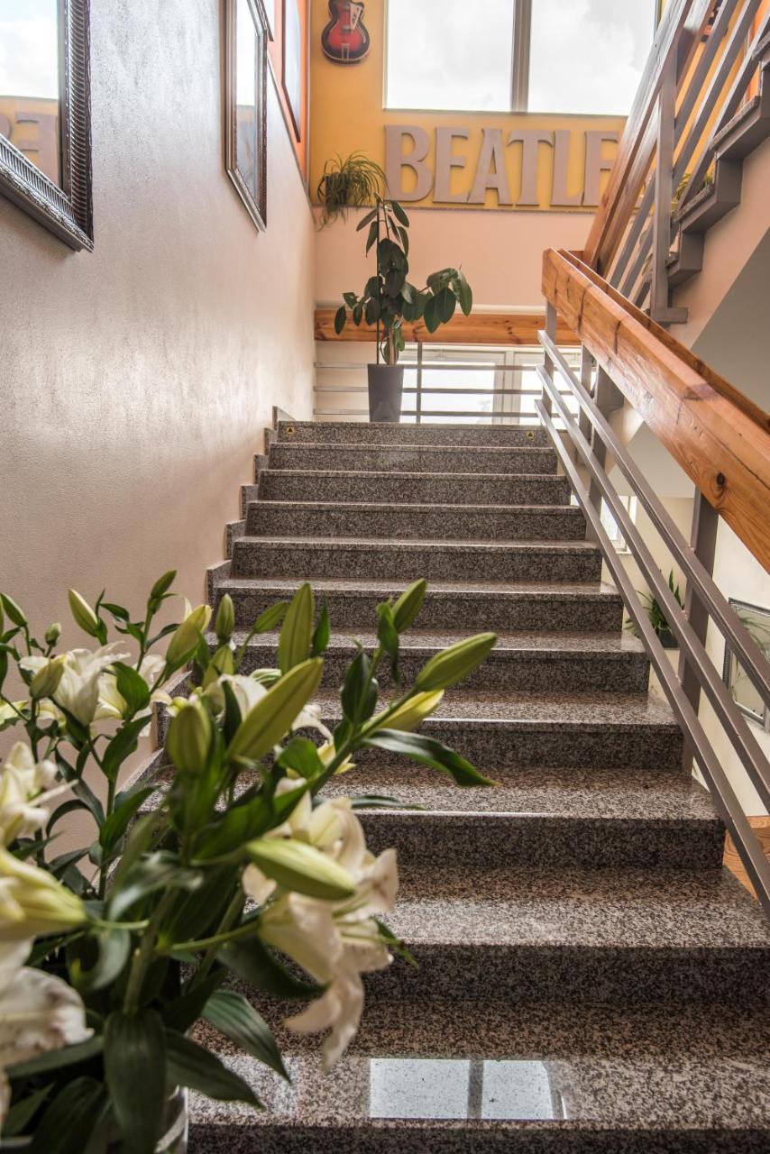City Hotel B&B, Reception 24 7, 800M Od-From R1, Free Parking Banská Bystrica Exterior foto